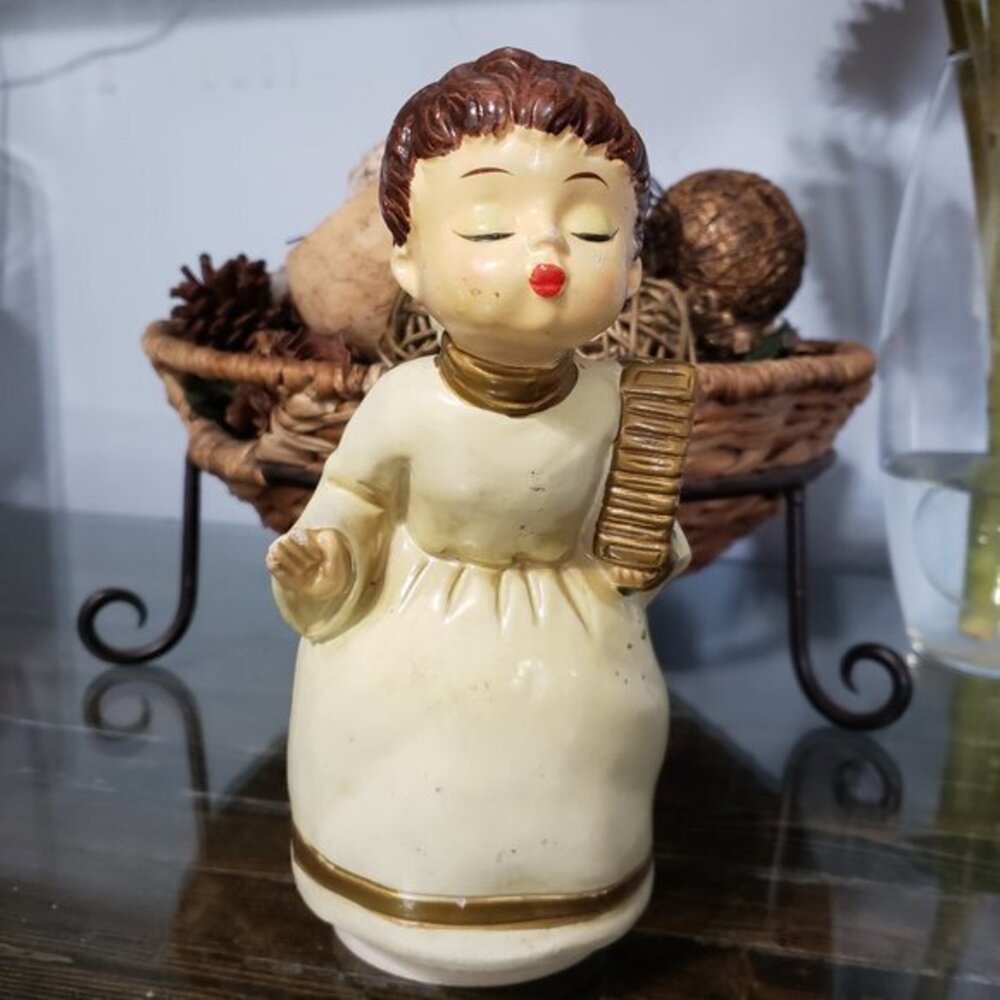 Heirloom "Berman and Anderson" Musical Angel